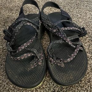 Chaco’s size 8
